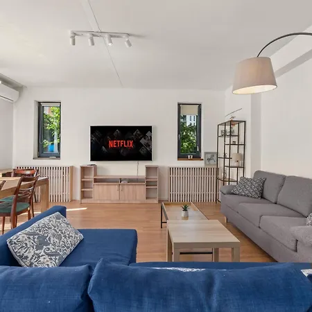 2-bedroom With Private Garden & Bbq *
