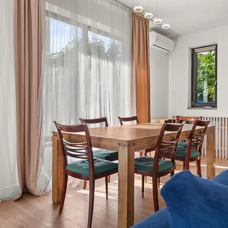 2-bedroom With Private Garden & Bbq Appartamento *