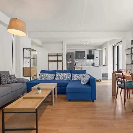 Appartamento 2-bedroom With Private Garden & Bbq *