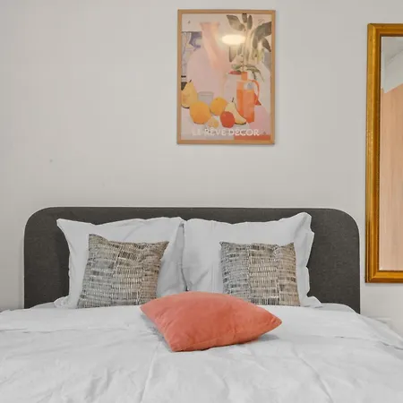 2-bedroom With Private Garden & Bbq *